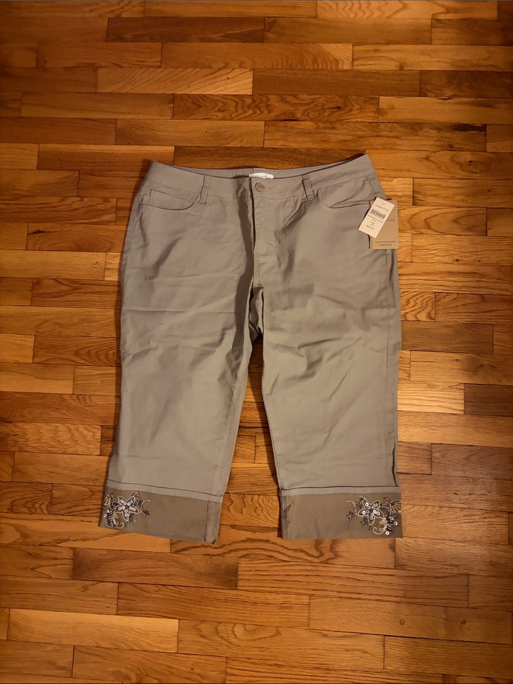NWT-Coldwater Creek Light Taupe Cropped Jeans with Embroidered Cuffs